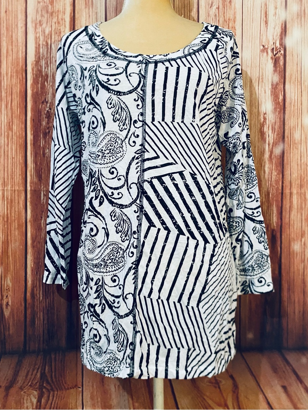 Women’s Large Blouse Pleat Collection Striped Paisley Digital Print Long Sleeve